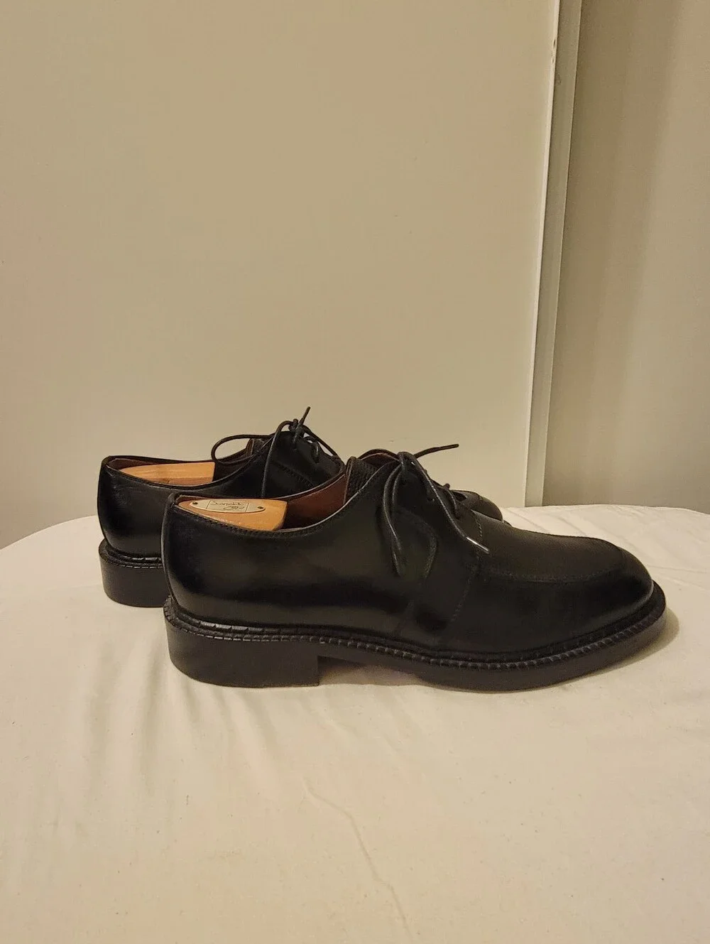 Joseph Abboud sleek black